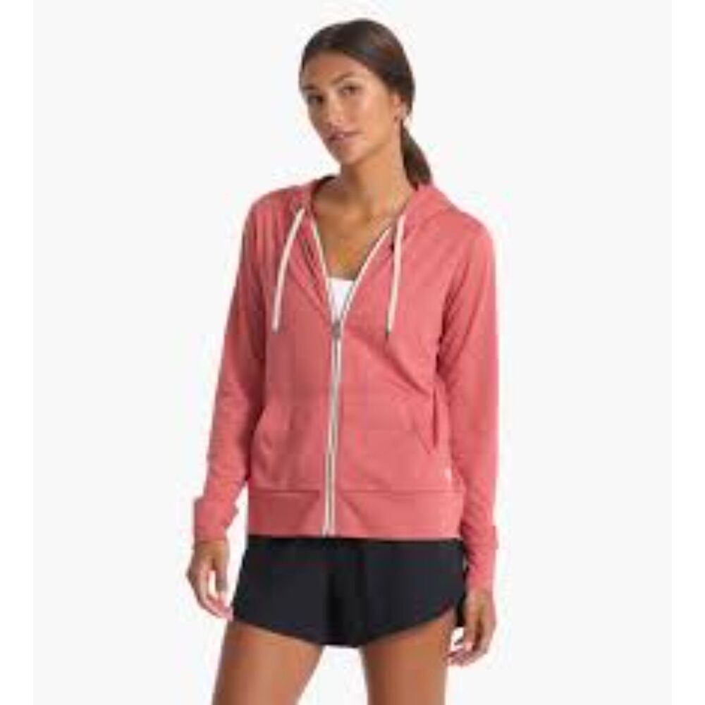 Vuori Halo Performance Hoodie 2.0 Dreamknit Fabric in Salmon Size S